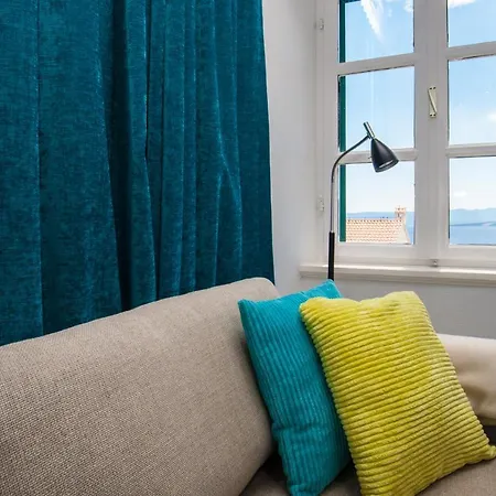 Stefan Apartment *