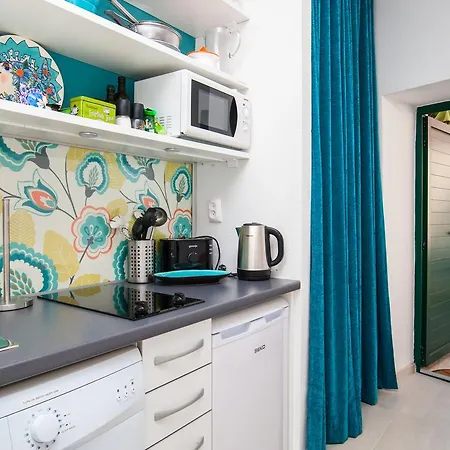 Stefan Apartment *